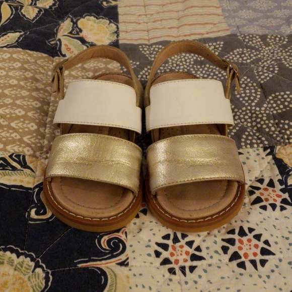 girls sandals with arch support